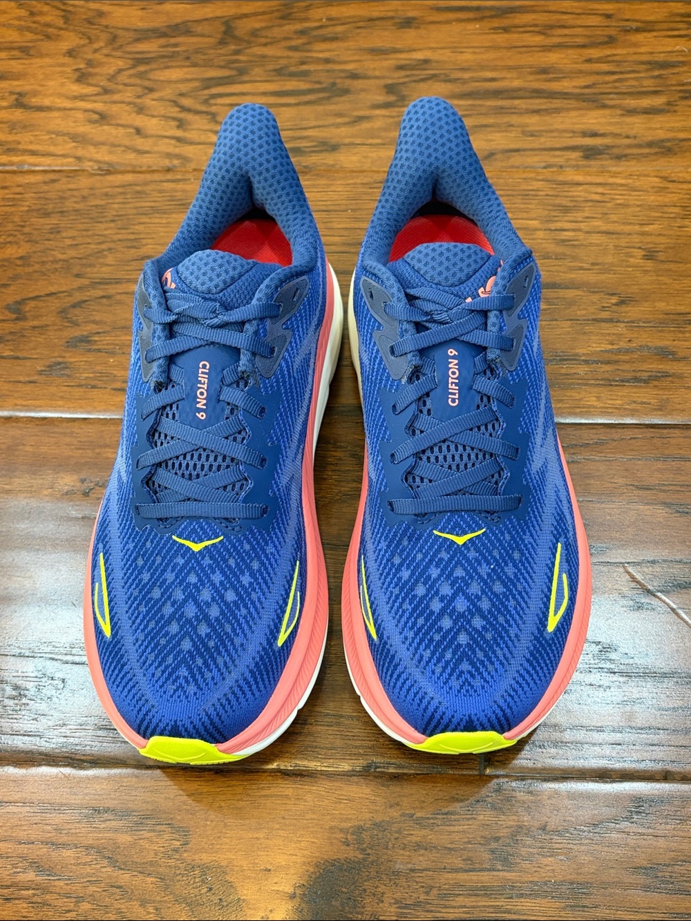 HOKA Clifton 9 Women’s Running Shoes Size 9B - Picture 3 of 6